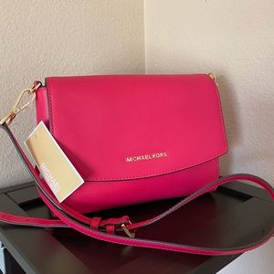 Brand New Pink Michael Kors Purse with Tag